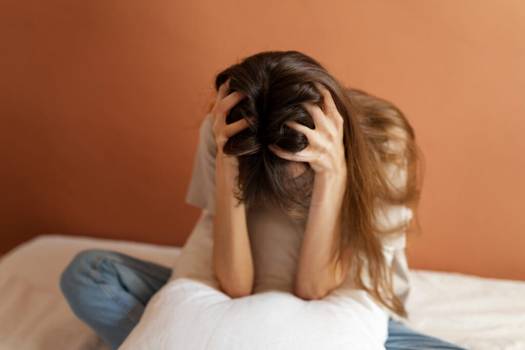 manic symptoms - bipolar disorder