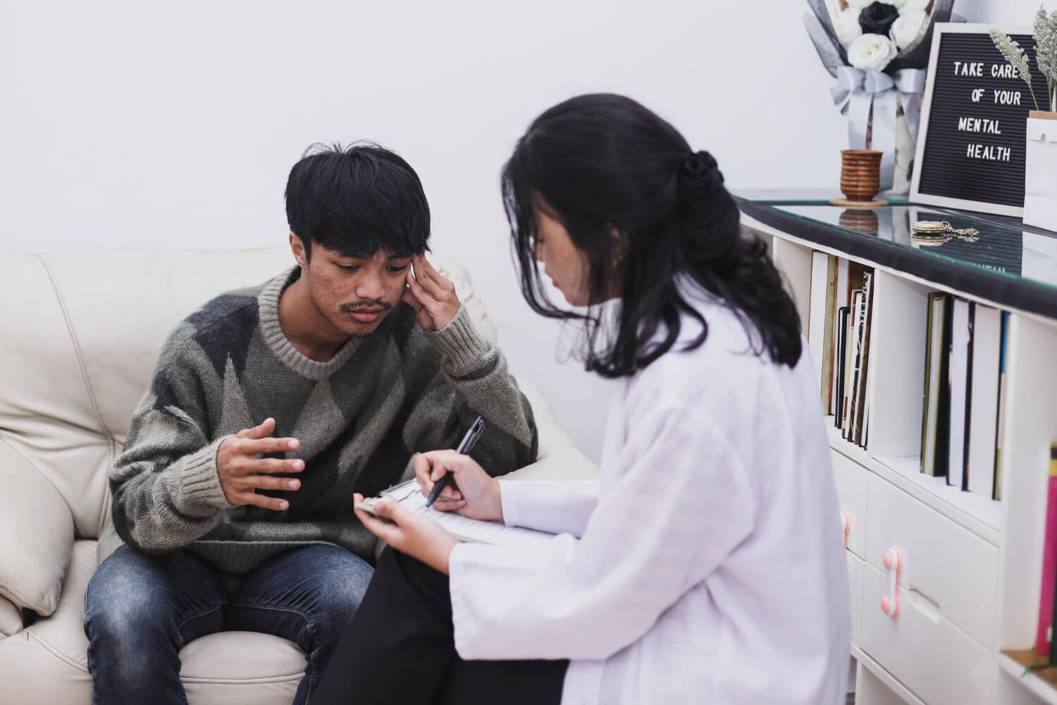 HIV Test Counseling: What Happens Before, During, After